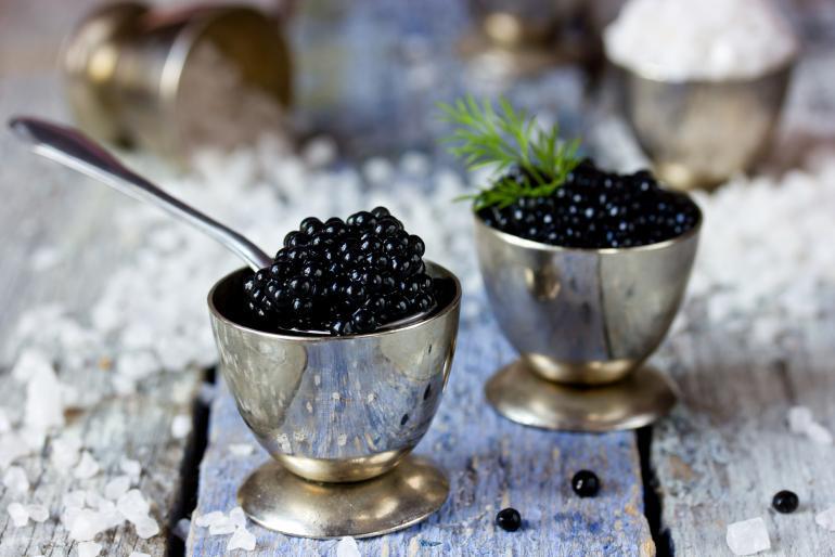 caviale perche e cosi pregiato e come si mangia