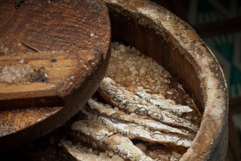cos e e come si prepara la colatura di alici di cetara - grand chef evolution