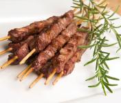 Arrosticini di pecora abruzzesi