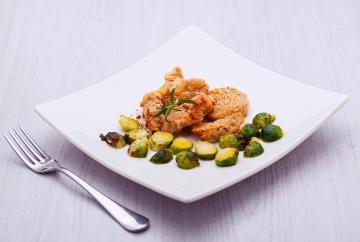 Bocconcini di agnello con cavolini di Bruxelles