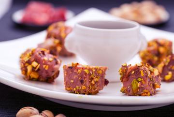 Bocconcini di tonno in crosta di pistacchi