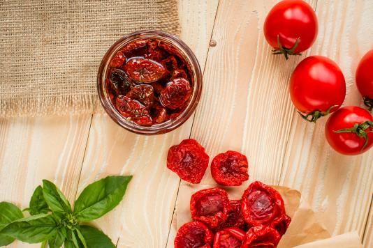 come-essiccare-i-pomodori--