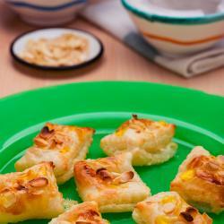 fagottini-di-sfoglia-alle-mandorle