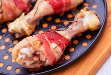 Fuselli di pollo con bacon