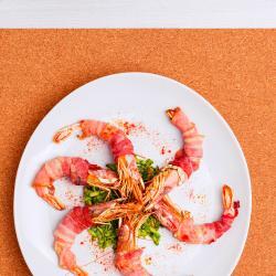 gamberoni-bardati-con-pancetta-e-zucchine-crude