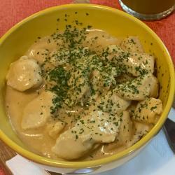 petto-di-pollo-in-umido-con-yogurt-e-senape