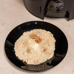 risotto-cremoso-gorgonzola-noci-ricetta-ricca-sapore