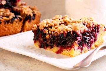 Sbriciolata ai frutti di bosco