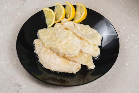 scaloppine-di-pollo-al-limone--