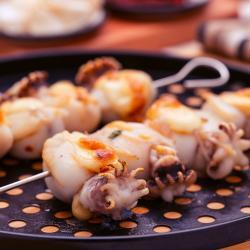 spiedini-di-seppie-con-pomodorini-secchi