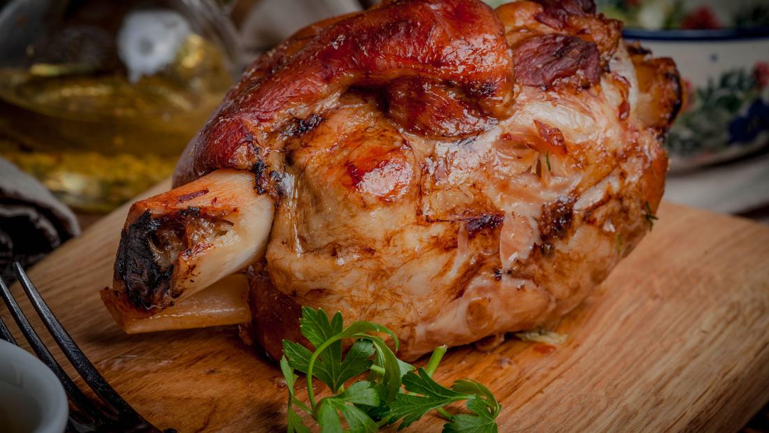 stinco-di-maiale-al-forno--