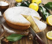 Torta soffice al limone e mandorle