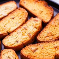 tozzetti-alle-nocciole