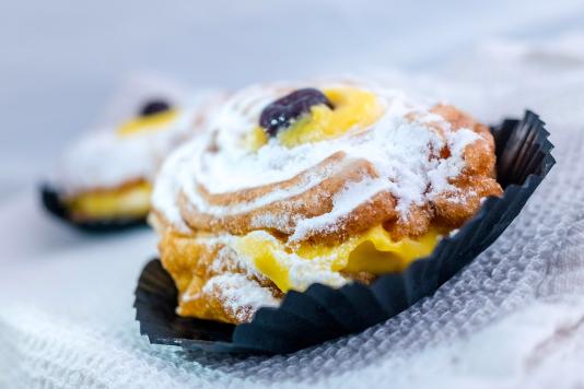 zeppola-di-san-giuseppe-fritta--